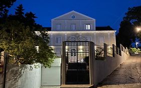 Captain' S Villa Boutique Hotel